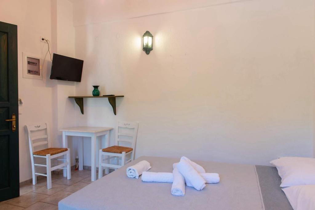 Almyra Seaside Suites Platis Gialos  Exterior photo